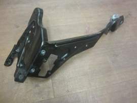 Mercedes Benz - HEADLIGHT FRAME  - A2046201191